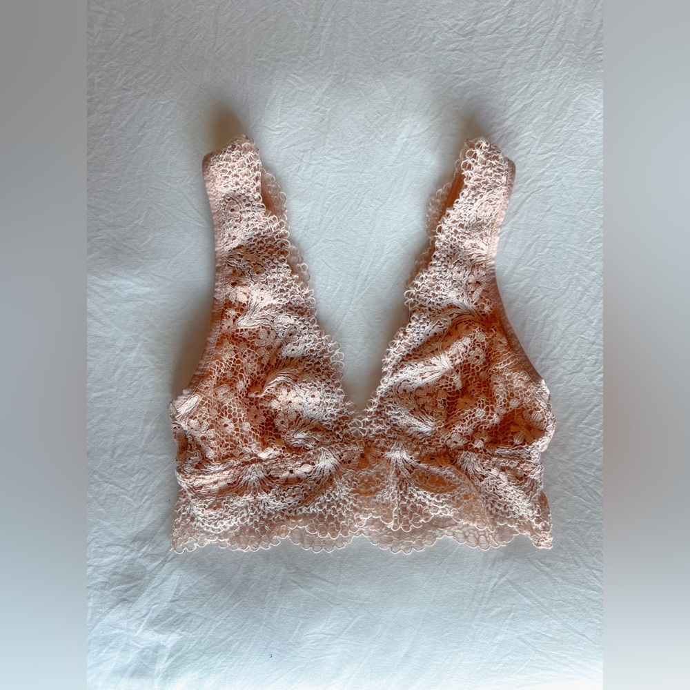 Victoria’s Secret Light Pink Lace Bralette - Size XS